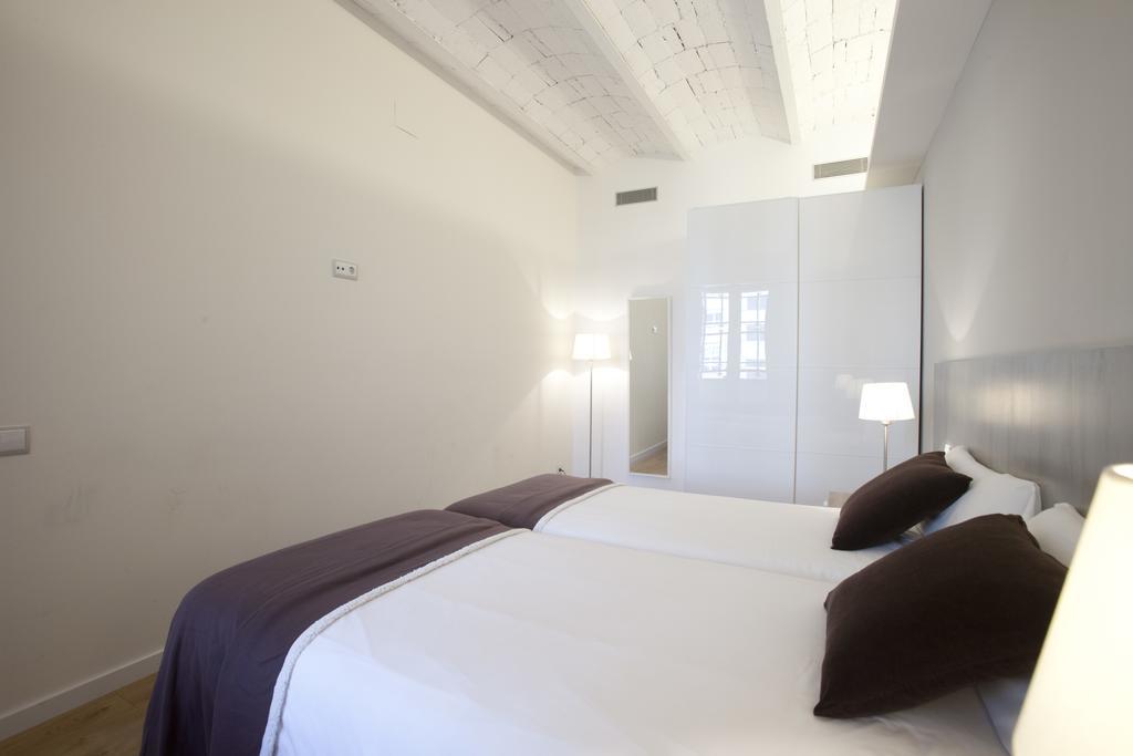 Rent Top Apartments Near Plaza De Catalunya Barcelona Eksteriør billede