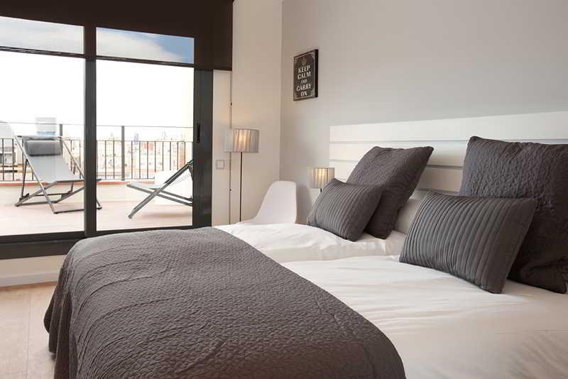 Rent Top Apartments Near Plaza De Catalunya Barcelona Eksteriør billede