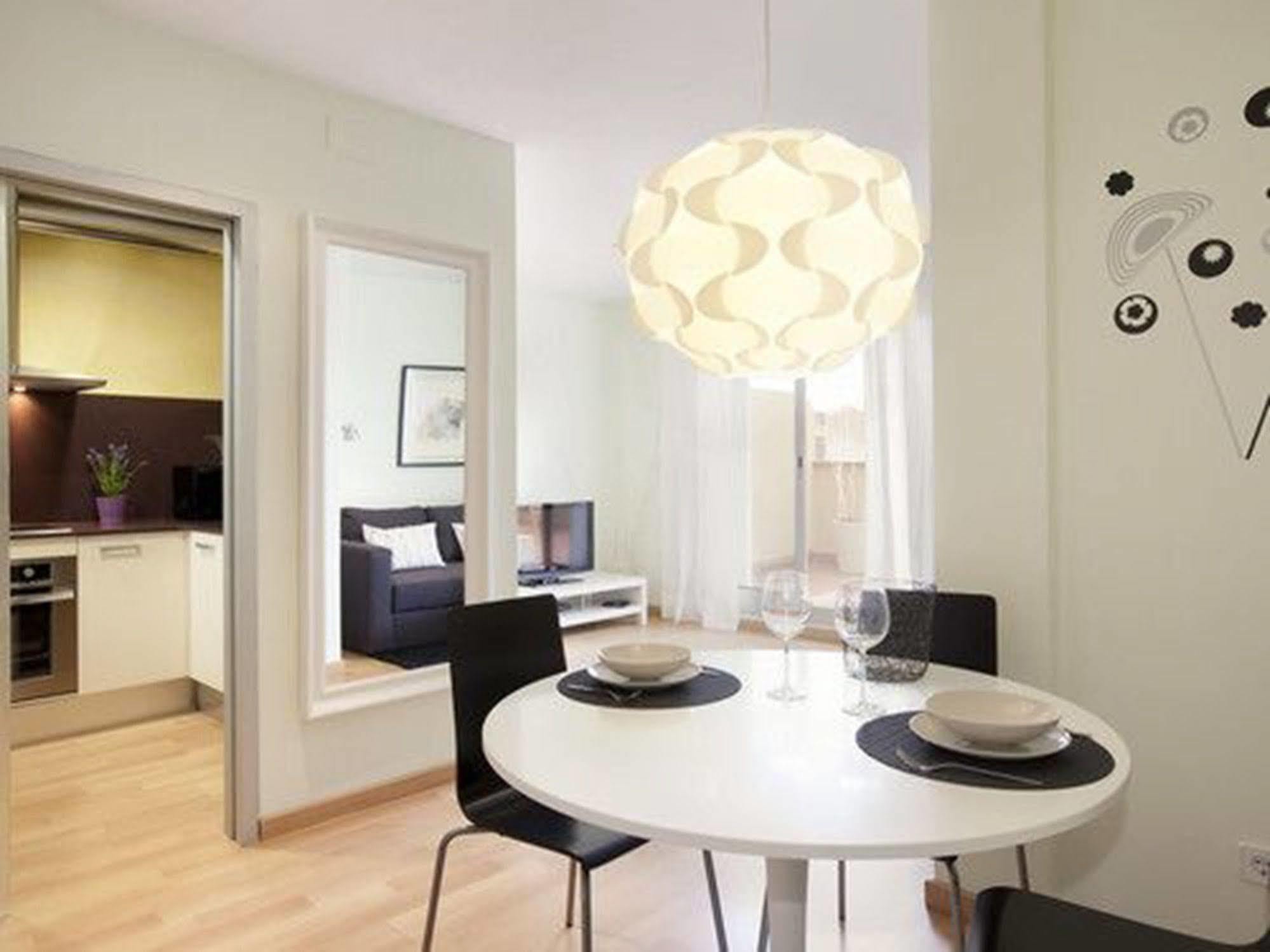 Rent Top Apartments Near Plaza De Catalunya Barcelona Eksteriør billede