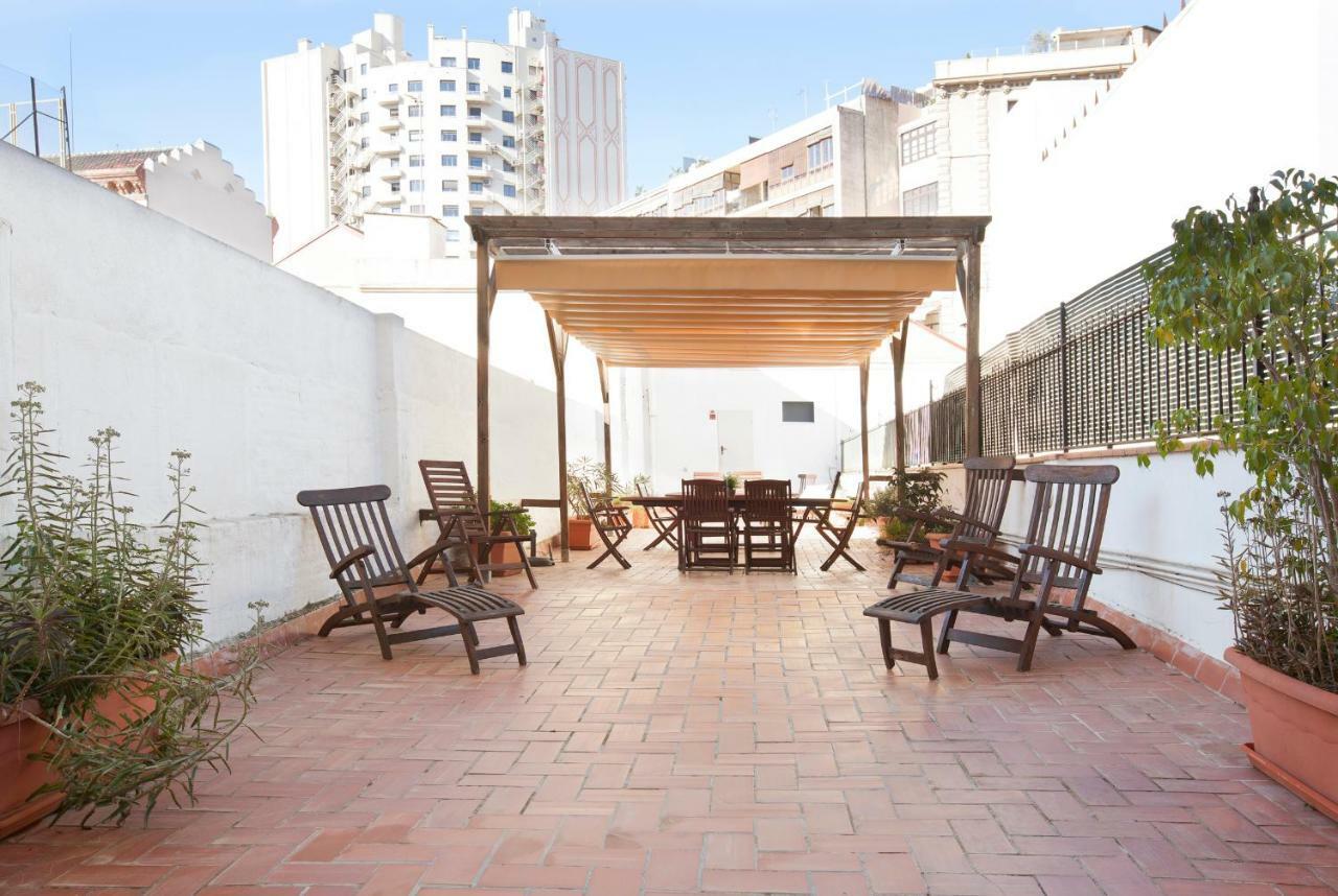 Rent Top Apartments Near Plaza De Catalunya Barcelona Eksteriør billede
